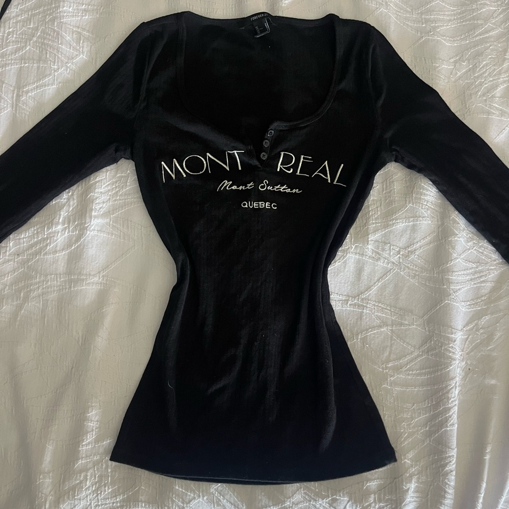small black montreal longsleeve